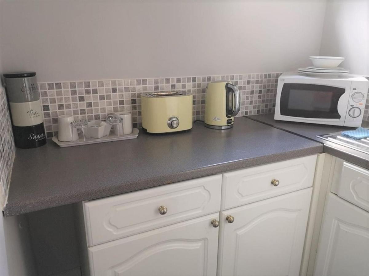 Chalet Cottages Streatley  Bagian luar foto